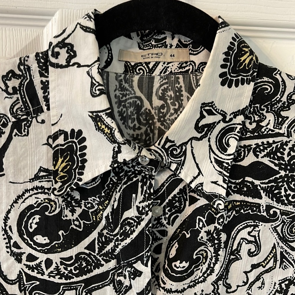 Women’s button down shirt